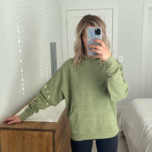 NWT WeWoreWhat sage green oversized hoodie - Picture 2 of 5